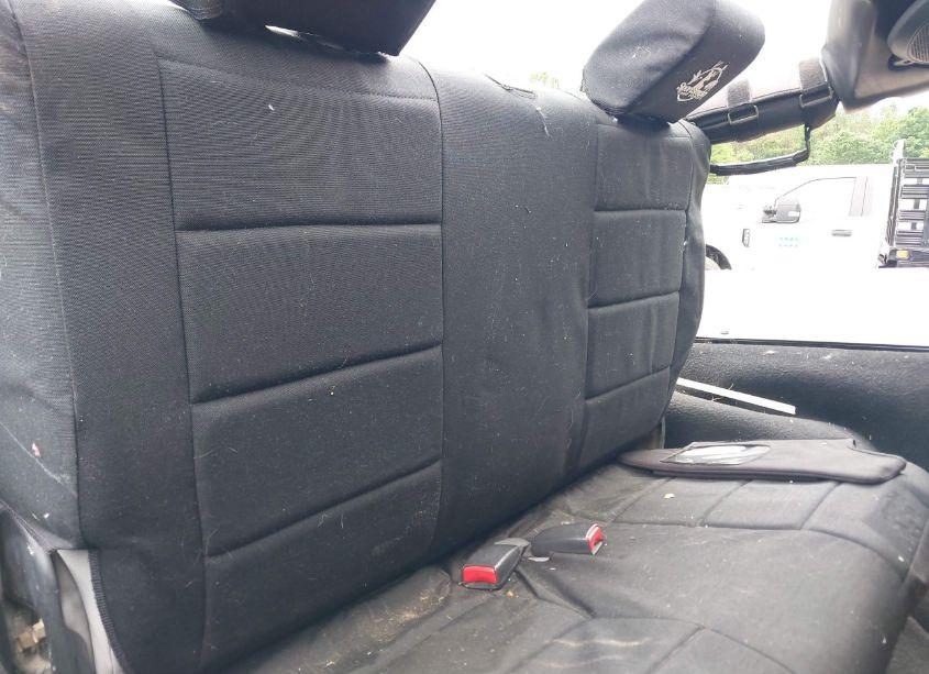 Photo 8 of 2008 Jeep Wrangler SAHARA (VIN 1J4FA54188L519812)