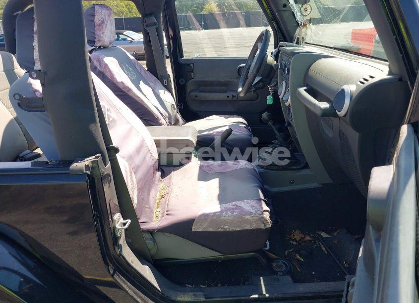 Photo 5 of 2008 Jeep Wrangler SAHARA (VIN 1J4FA54188L541664)