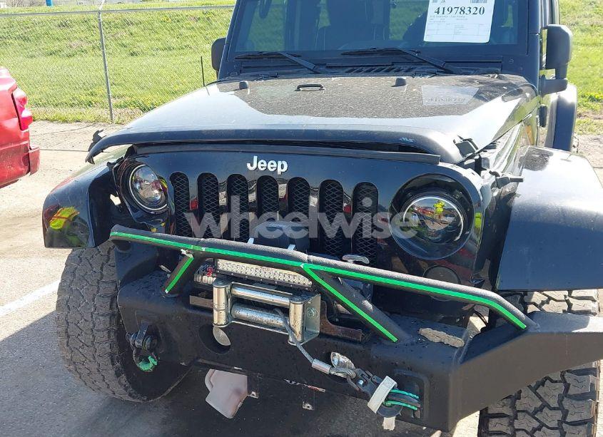 Photo 6 of 2008 Jeep Wrangler SAHARA (VIN 1J4FA541X8L539463)