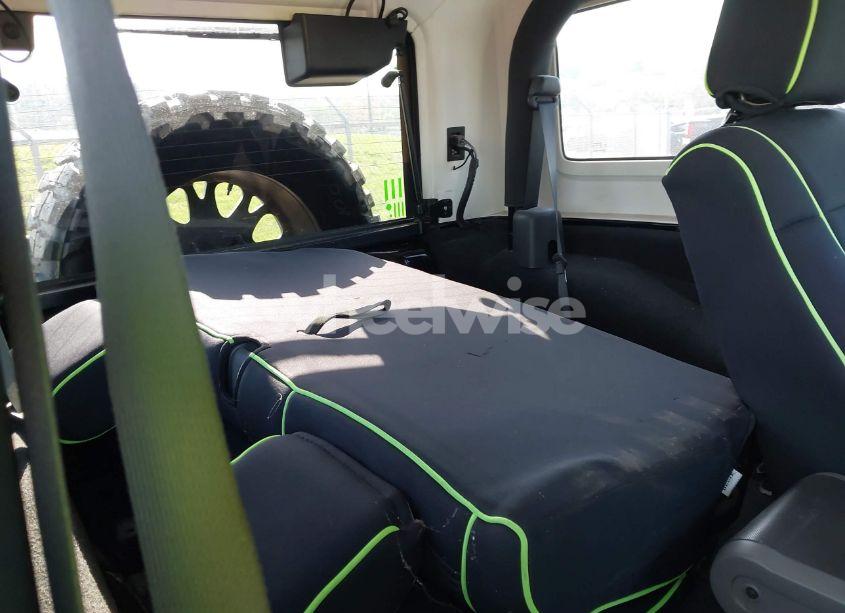 Photo 8 of 2008 Jeep Wrangler SAHARA (VIN 1J4FA541X8L539463)