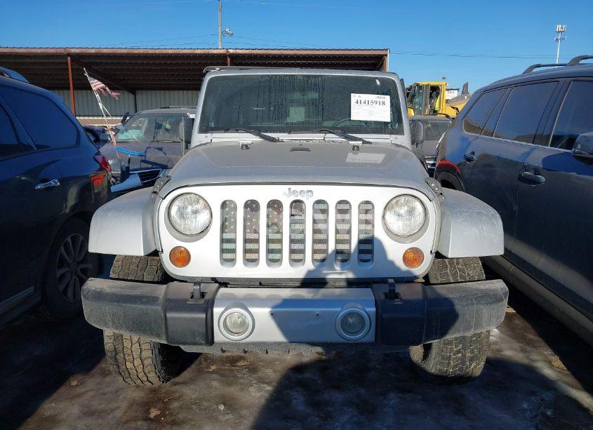 Photo 12 of 2008 Jeep Wrangler SAHARA (VIN 1J4FA541X8L552617)