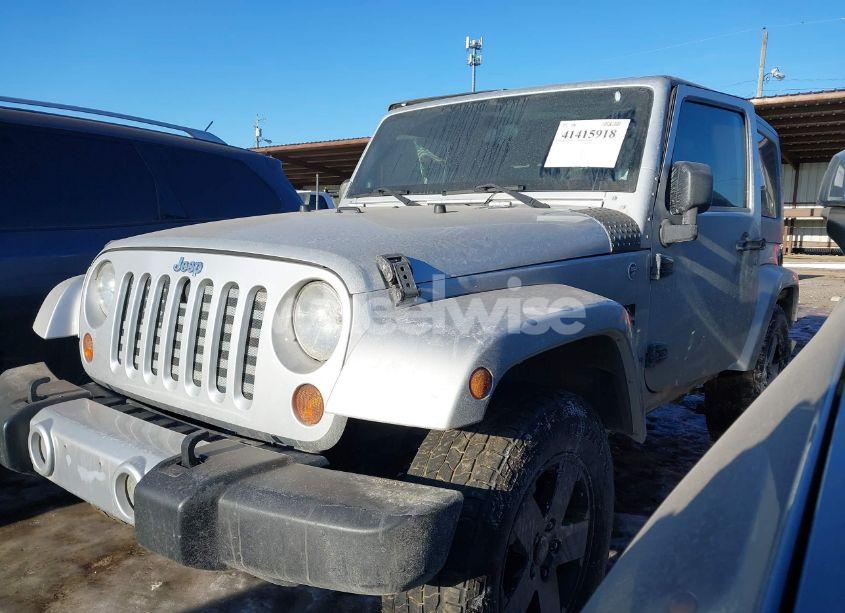 Photo 2 of 2008 Jeep Wrangler SAHARA (VIN 1J4FA541X8L552617)