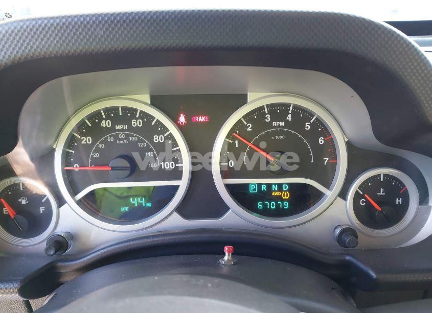 Photo 7 of 2008 Jeep Wrangler SAHARA (VIN 1J4FA541X8L552617)