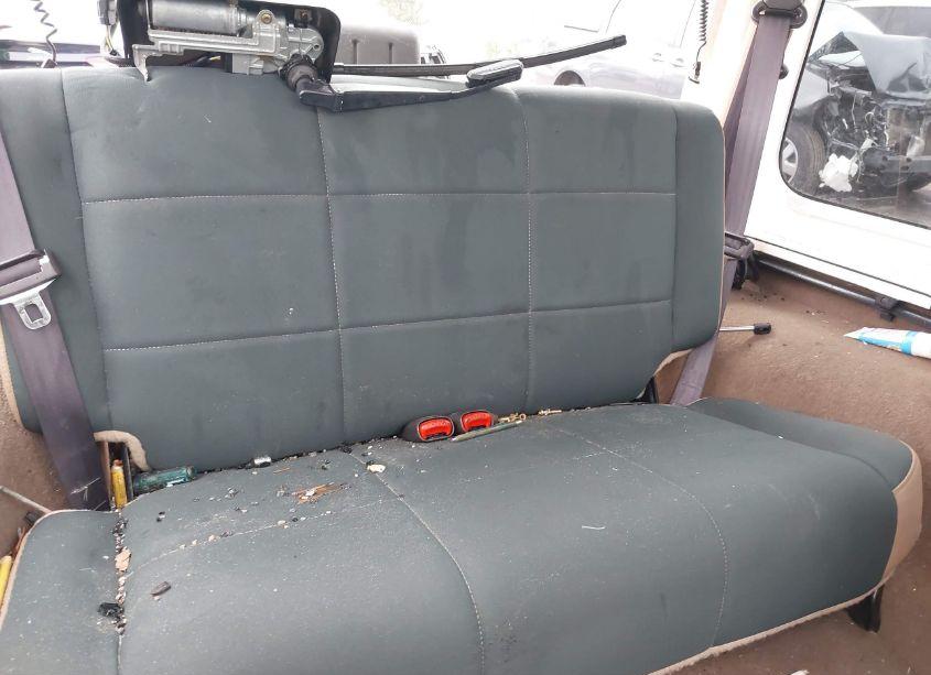 Photo 8 of 2002 Jeep Wrangler SAHARA (VIN 1J4FA59S02P714577)