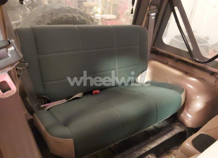 Photo 8 of 2000 Jeep Wrangler SAHARA (VIN 1J4FA59S2YP740431)