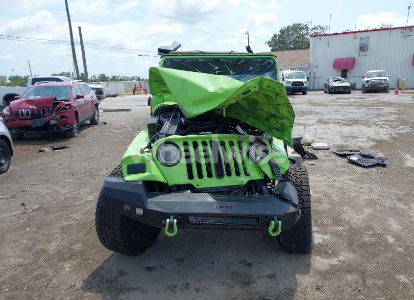 Photo 13 of 2004 Jeep Wrangler SAHARA (VIN 1J4FA59S44P704878)