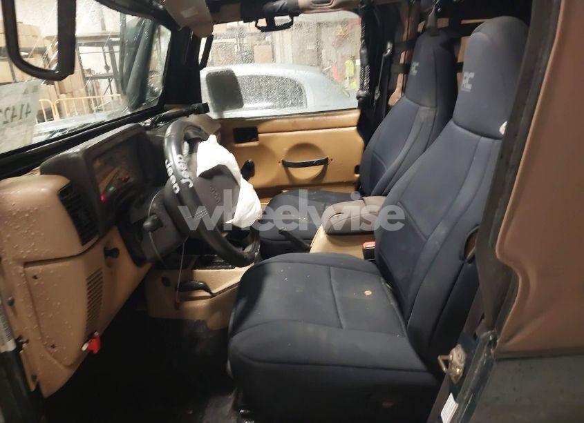 Photo 5 of 2000 Jeep Wrangler SAHARA (VIN 1J4FA59S4YP788741)