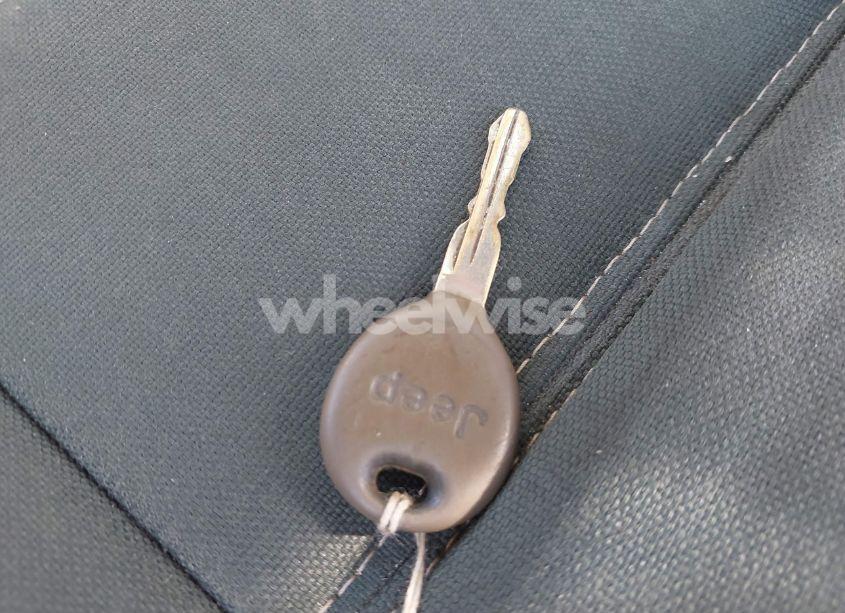 Photo 11 of 2001 Jeep Wrangler SAHARA (VIN 1J4FA59S51P332107)