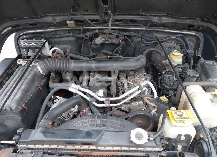 Photo 10 of 2001 Jeep Wrangler SAHARA (VIN 1J4FA59S61P310262)