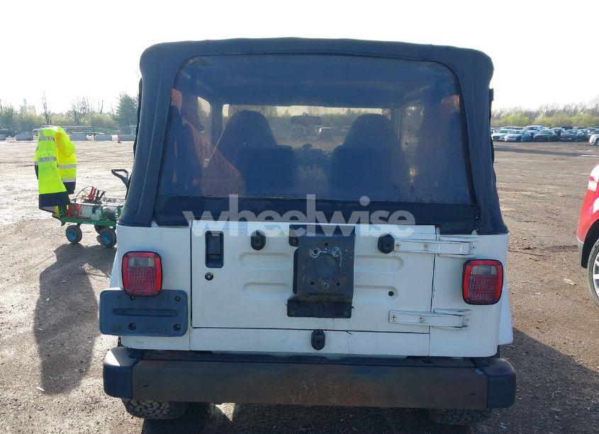 Photo 16 of 2002 Jeep Wrangler SAHARA (VIN 1J4FA59S62P772256)