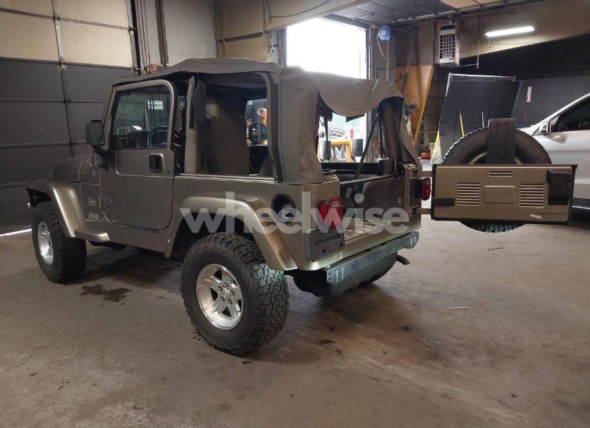 Photo 3 of 2004 Jeep Wrangler SAHARA (VIN 1J4FA59S64P736389)