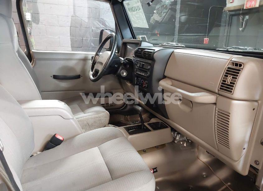 Photo 5 of 2004 Jeep Wrangler SAHARA (VIN 1J4FA59S64P736389)