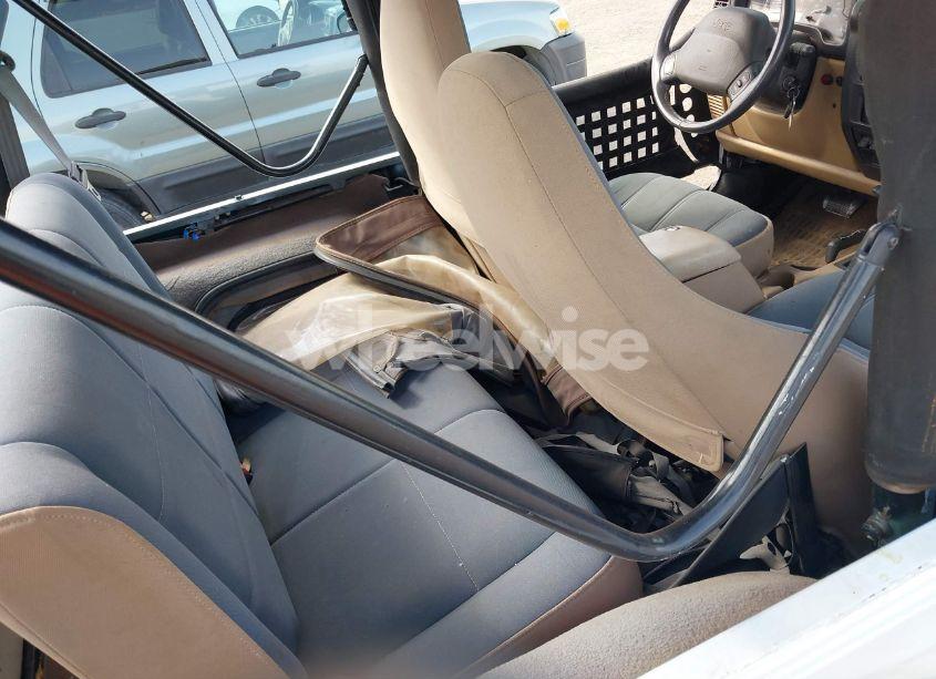 Photo 8 of 2000 Jeep Wrangler SAHARA (VIN 1J4FA59S6YP700675)