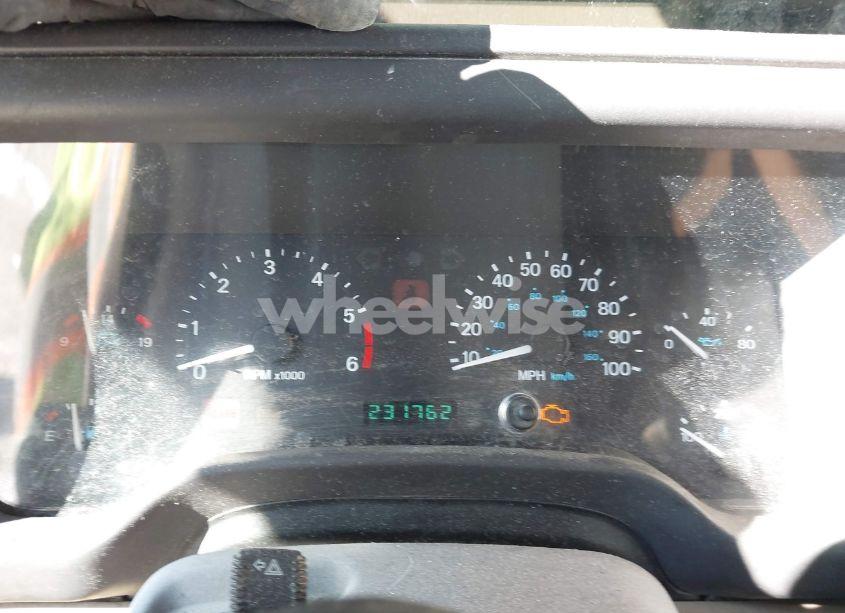 Photo 7 of 2000 Jeep Wrangler SAHARA (VIN 1J4FA59S7YP726461)