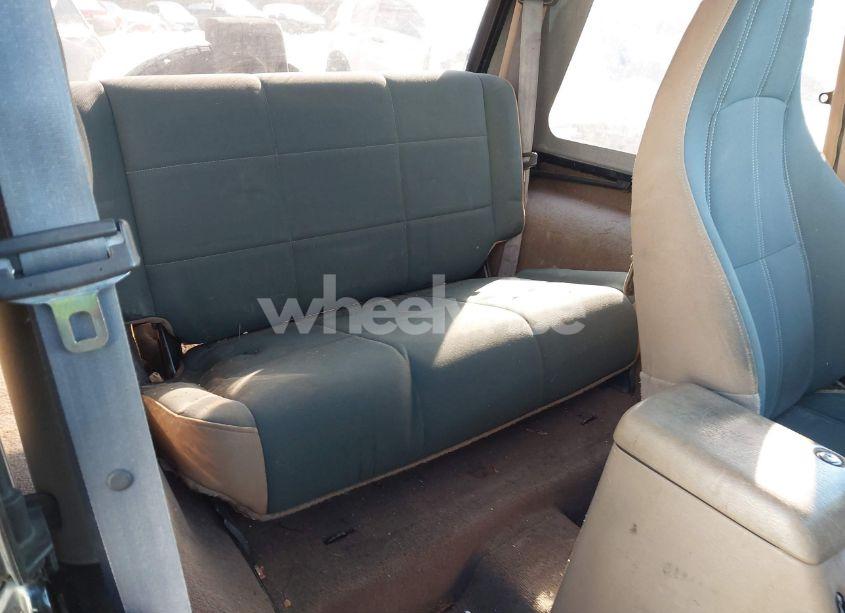 Photo 8 of 2000 Jeep Wrangler SAHARA (VIN 1J4FA59S7YP726461)