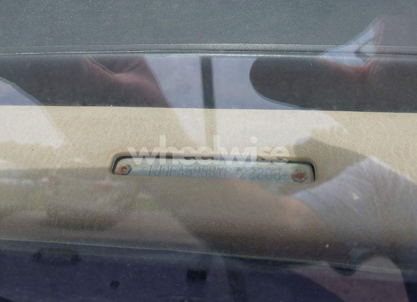 Photo 6 of 2000 Jeep Wrangler / TJ SAHARA (VIN 1J4FA59S8YP722208)