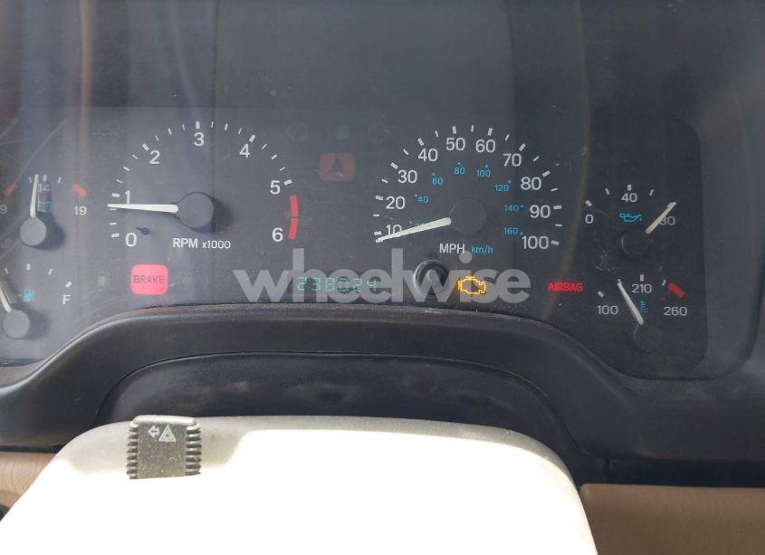 Photo 7 of 2000 Jeep Wrangler / TJ SAHARA (VIN 1J4FA59S8YP722208)