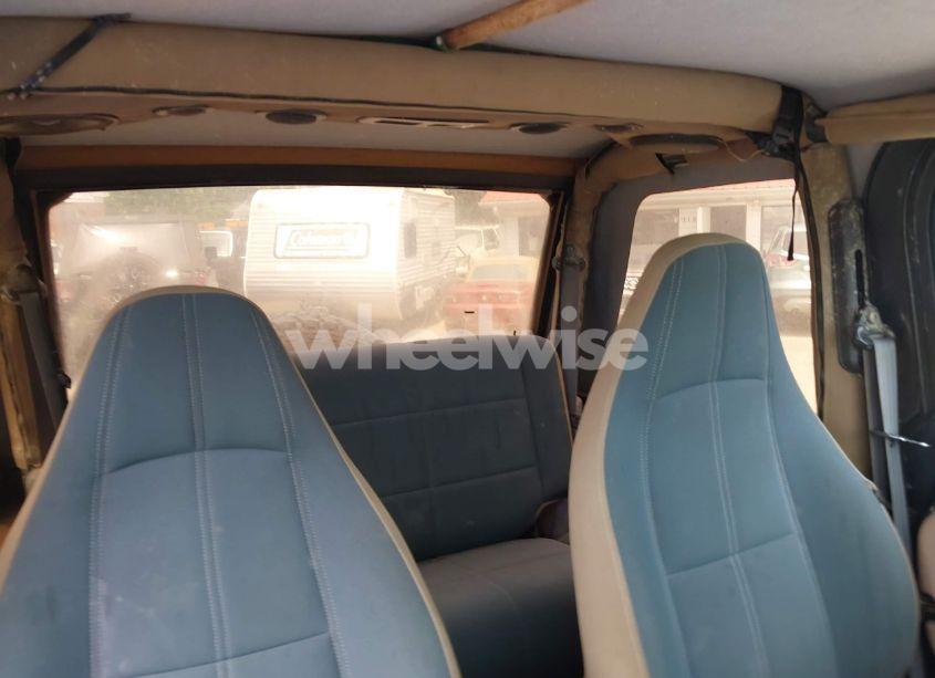 Photo 8 of 2000 Jeep Wrangler / TJ SAHARA (VIN 1J4FA59S8YP722208)