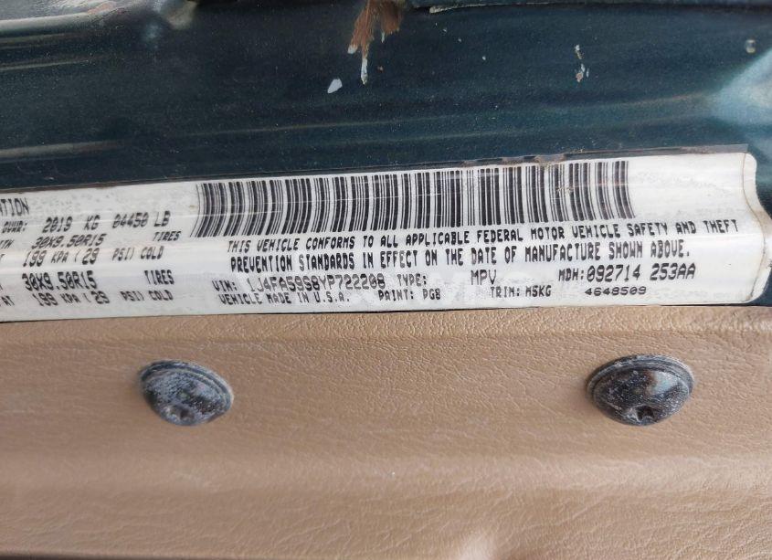 Photo 9 of 2000 Jeep Wrangler / TJ SAHARA (VIN 1J4FA59S8YP722208)