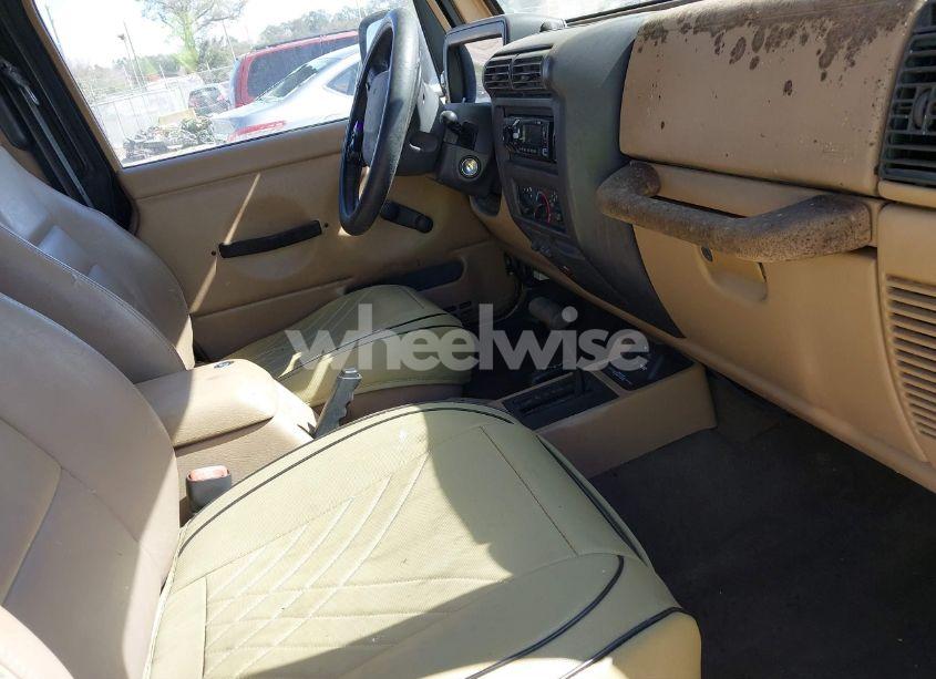 Photo 5 of 2000 Jeep Wrangler SAHARA (VIN 1J4FA59S8YP763468)