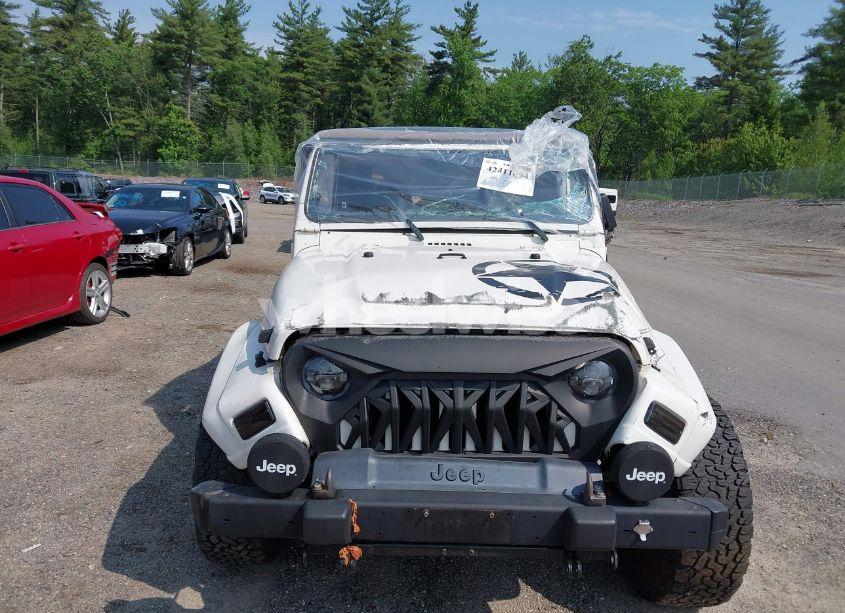 Photo 13 of 2002 Jeep Wrangler SAHARA (VIN 1J4FA59S92P734763)