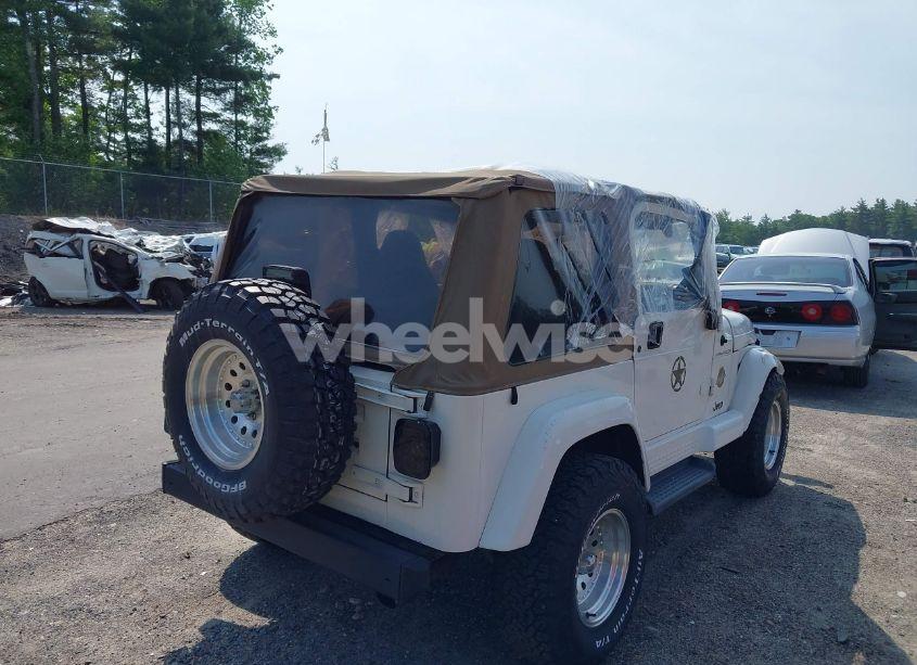 Photo 4 of 2002 Jeep Wrangler SAHARA (VIN 1J4FA59S92P734763)