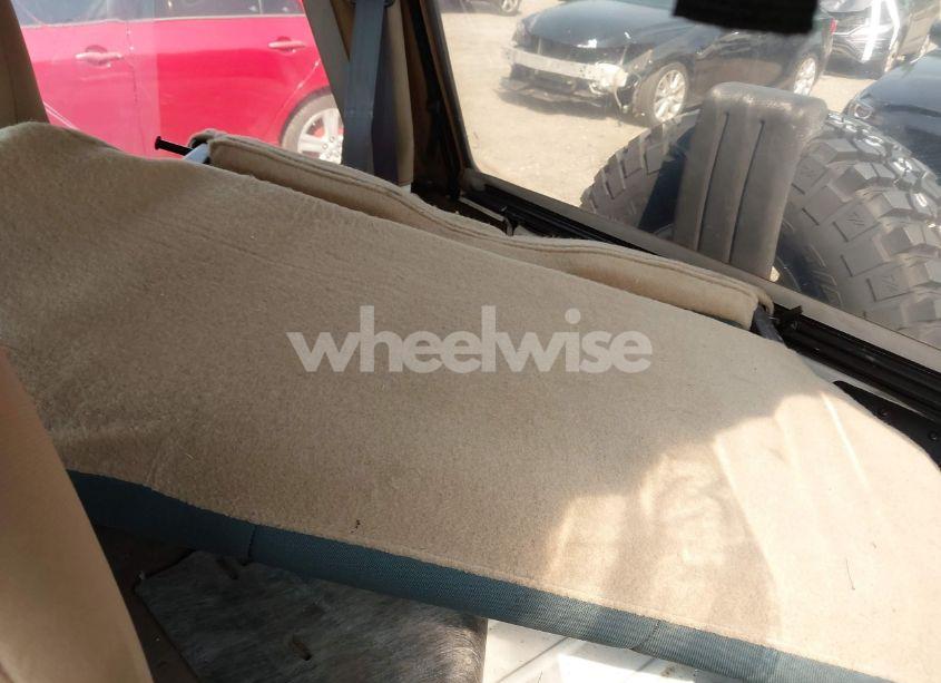 Photo 8 of 2002 Jeep Wrangler SAHARA (VIN 1J4FA59S92P734763)