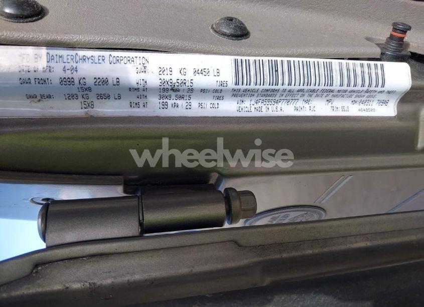 Photo 9 of 2004 Jeep Wrangler SAHARA (VIN 1J4FA59S94P770777)