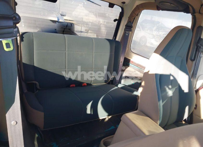 Photo 8 of 2002 Jeep Wrangler SAHARA (VIN 1J4FA59SX2P712139)