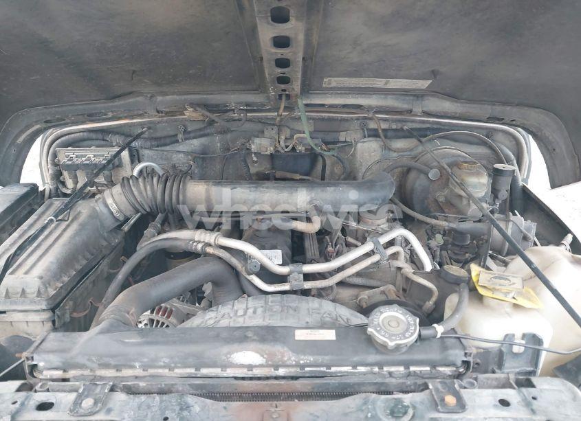 Photo 10 of 2003 Jeep Wrangler SAHARA (VIN 1J4FA59SX3P344031)