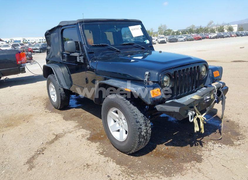 2005 Jeep Wrangler RUBICON (VIN 1J4FA69S45P352120) main photo