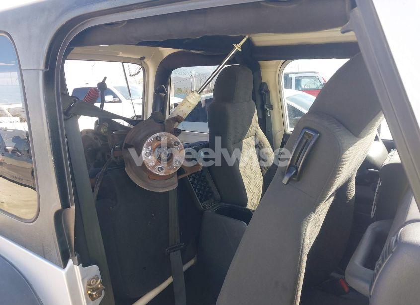 Photo 8 of 2004 Jeep Wrangler RUBICON (VIN 1J4FA69S94P701660)