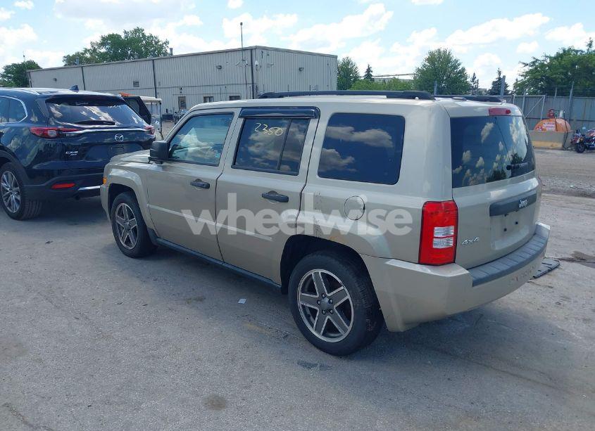 Photo 3 of 2009 Jeep Patriot SPORT (VIN 1J4FF28B49D227458)