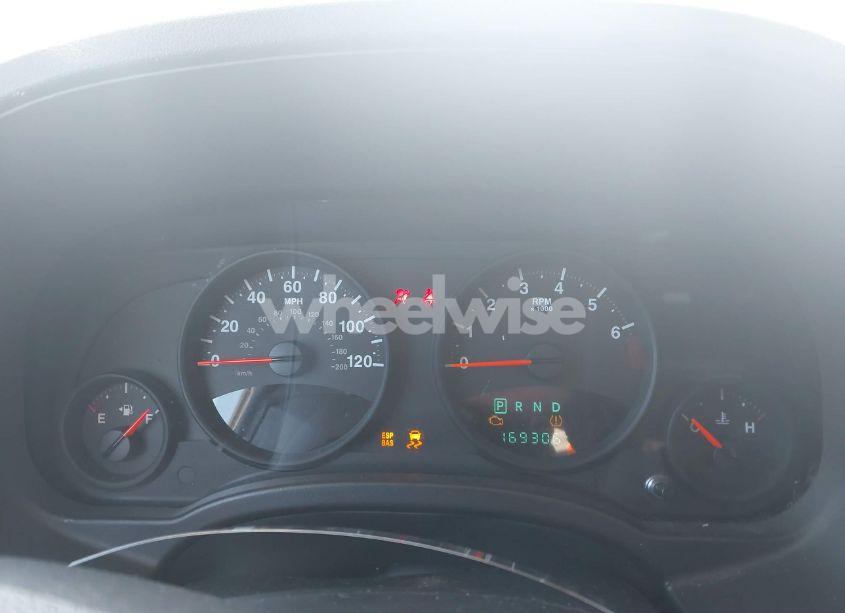 Photo 7 of 2009 Jeep Patriot SPORT (VIN 1J4FF28B69D173578)