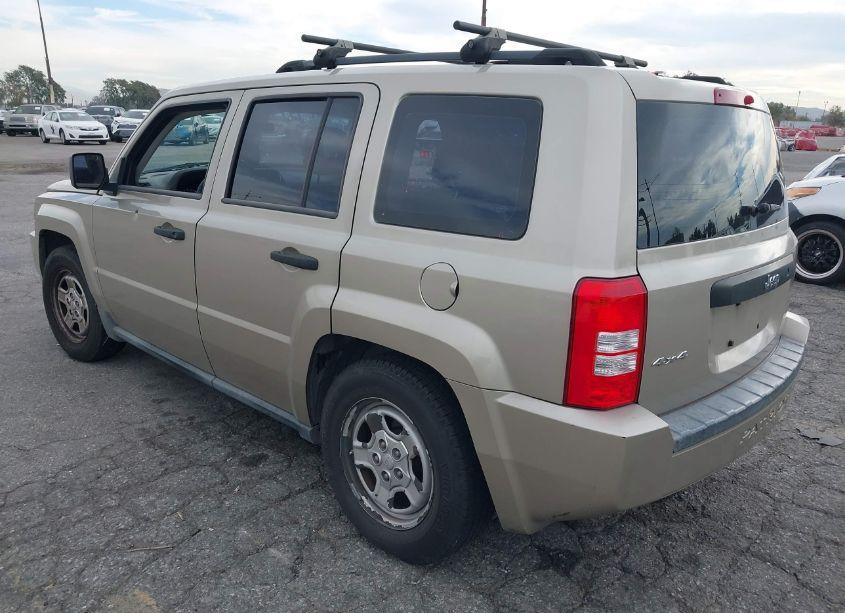 Photo 3 of 2009 Jeep Patriot SPORT (VIN 1J4FF28B89D176692)