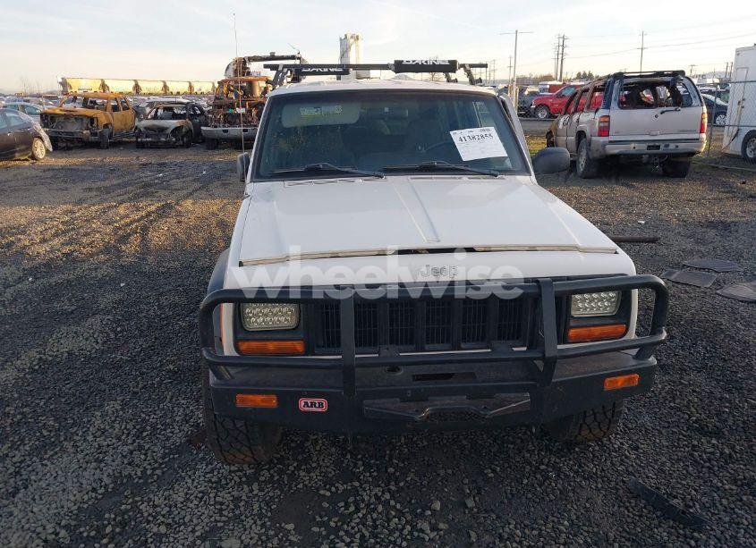 Photo 12 of 2000 Jeep Cherokee SE (VIN 1J4FF28P6YL132738)
