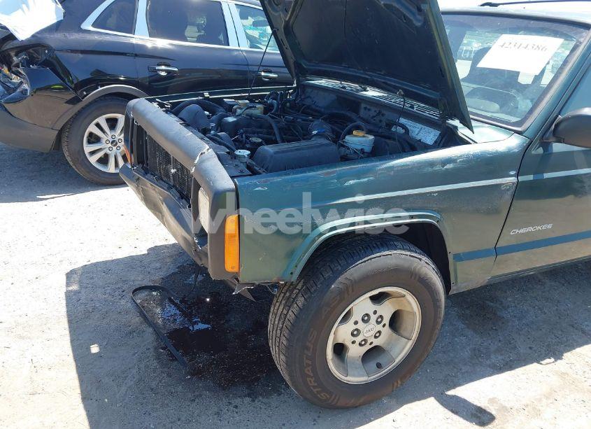 Photo 6 of 2000 Jeep Cherokee SE (VIN 1J4FF28S0YL236369)