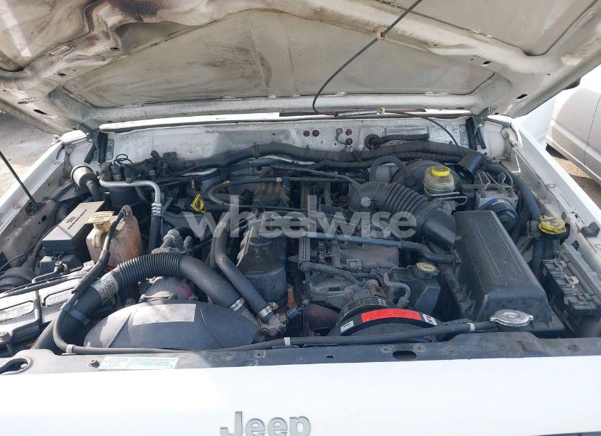 Photo 10 of 2000 Jeep Cherokee SE (VIN 1J4FF28S4YL162504)