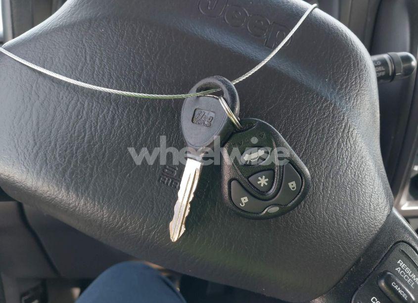 Photo 11 of 2000 Jeep Cherokee SE (VIN 1J4FF28S4YL162504)