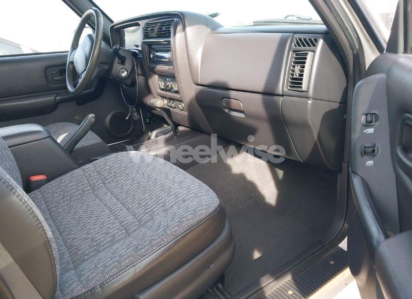 Photo 5 of 2000 Jeep Cherokee SE (VIN 1J4FF28S4YL162504)