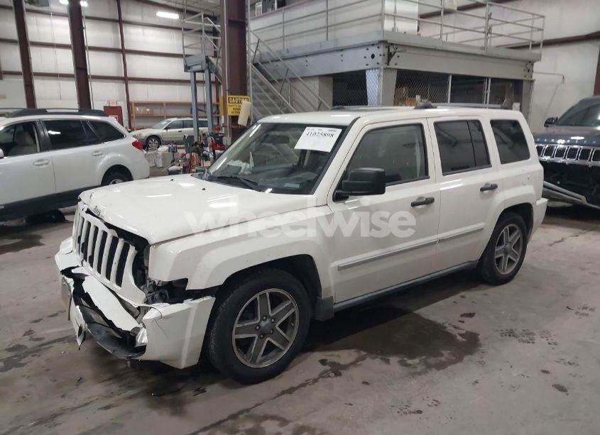 Photo 2 of 2009 Jeep Patriot LIMITED (VIN 1J4FF48B29D171838)