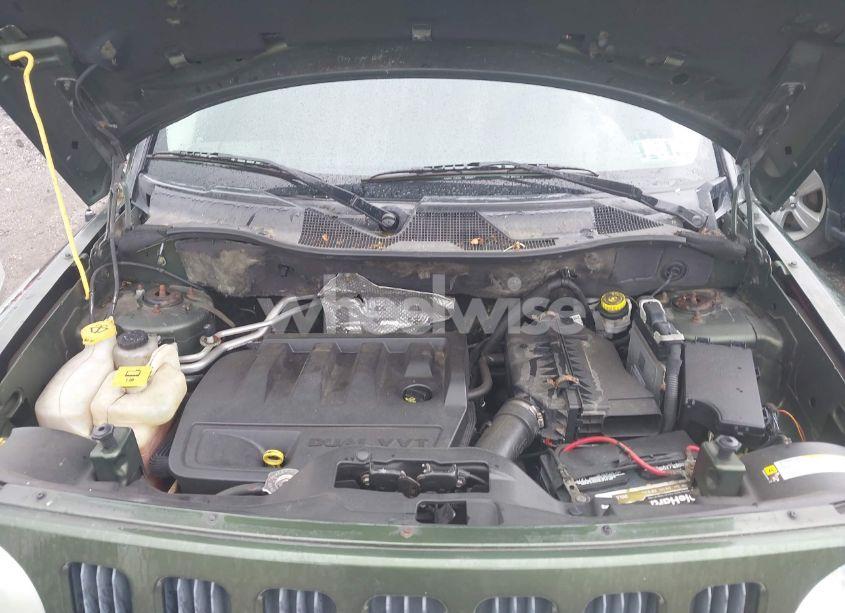 Photo 10 of 2009 Jeep Patriot LIMITED (VIN 1J4FF48BX9D137856)