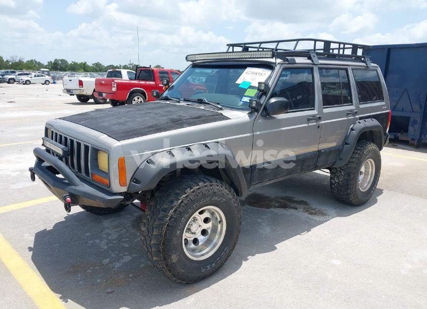 Photo 2 of 2001 Jeep Cherokee SPORT (VIN 1J4FF48S01L548676)