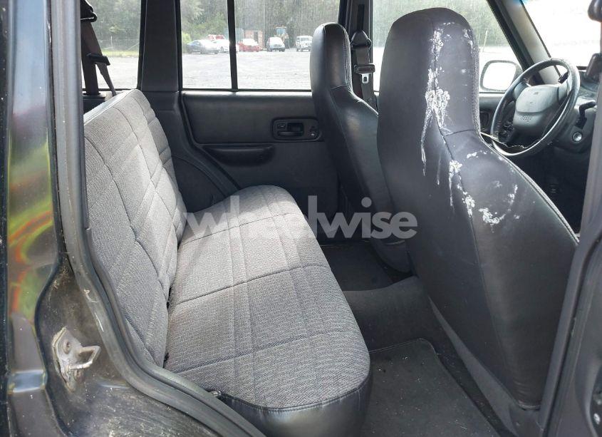 Photo 8 of 2001 Jeep Cherokee SPORT (VIN 1J4FF48S01L623618)