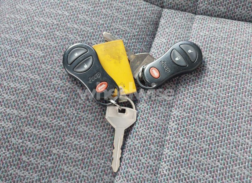 Photo 11 of 2000 Jeep Cherokee SPORT (VIN 1J4FF48S0YL131388)