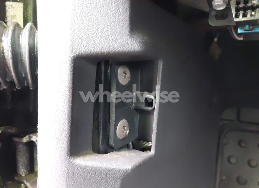 Photo 12 of 2000 Jeep Cherokee SPORT (VIN 1J4FF48S1YL170085)