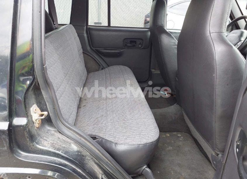 Photo 8 of 2001 Jeep Cherokee SPORT (VIN 1J4FF48S21L501195)