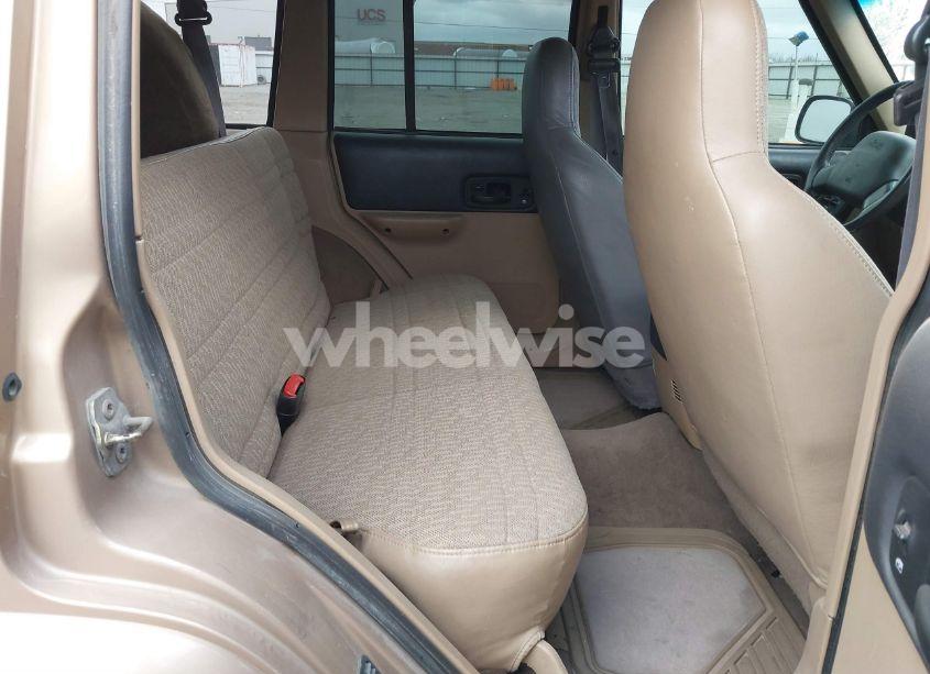 Photo 8 of 2000 Jeep Cherokee SPORT (VIN 1J4FF48S2YL148211)