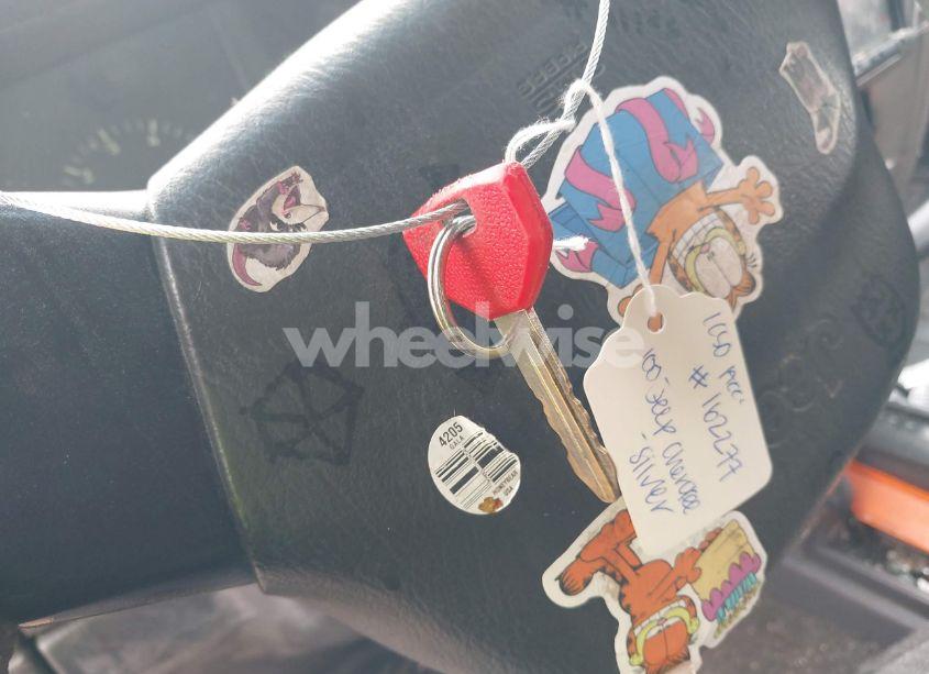 Photo 11 of 2000 Jeep Cherokee SPORT (VIN 1J4FF48S3YL123298)