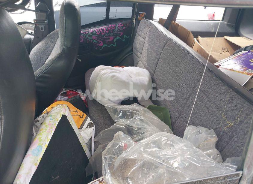 Photo 8 of 2000 Jeep Cherokee SPORT (VIN 1J4FF48S3YL123298)